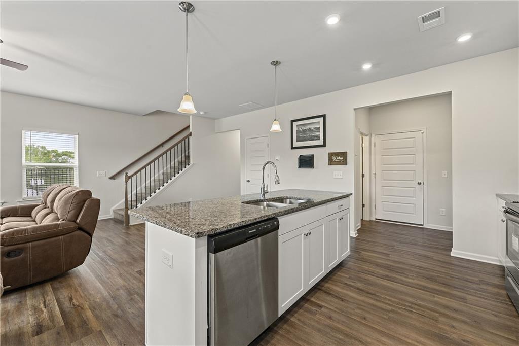 147 Madison Bend, Woodstock, Georgia image 6