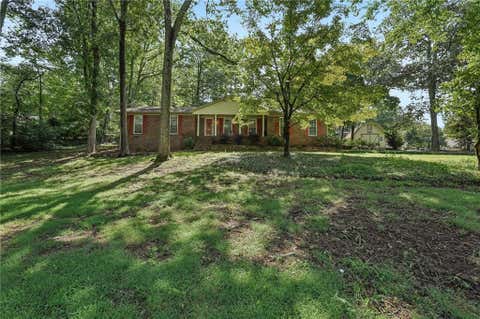 Homes For Sale - 1025 Greenwood Acres Drive<br/> Forsyth County, Cumming, GA 30040