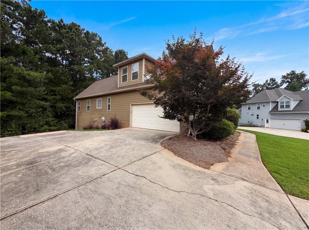 212 Westwind Drive