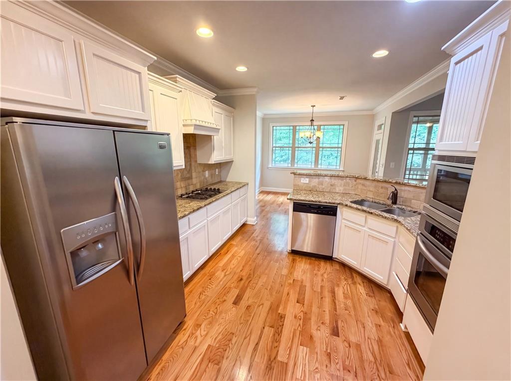 212 Westwind Drive