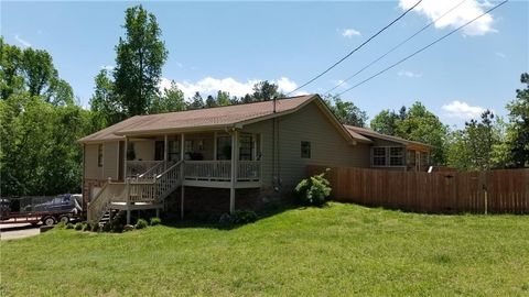2764 Gulledge Road Dallas GA 30132