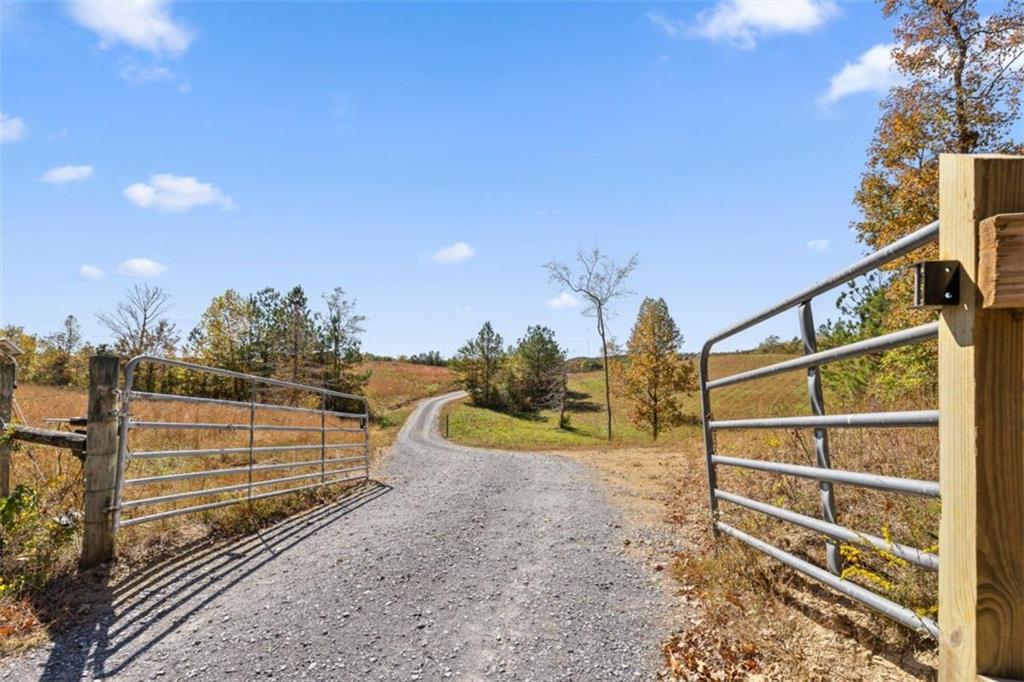 Four C's Equestrian Estate - Residential