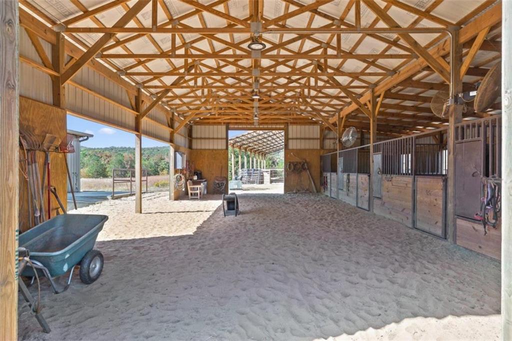 Four C's Equestrian Estate - Residential