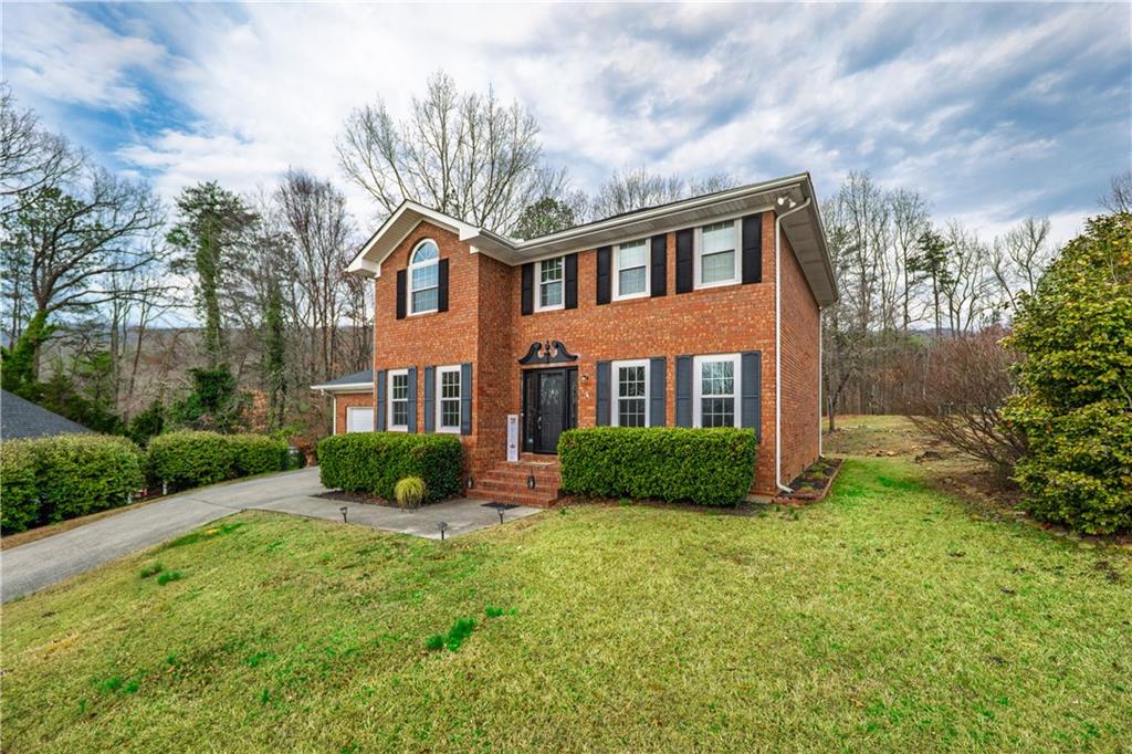 112 Creekside Drive, Dalton, Georgia image 4