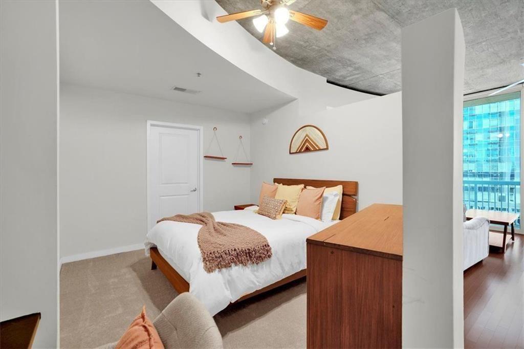 3324 Peachtree Road NE 1307