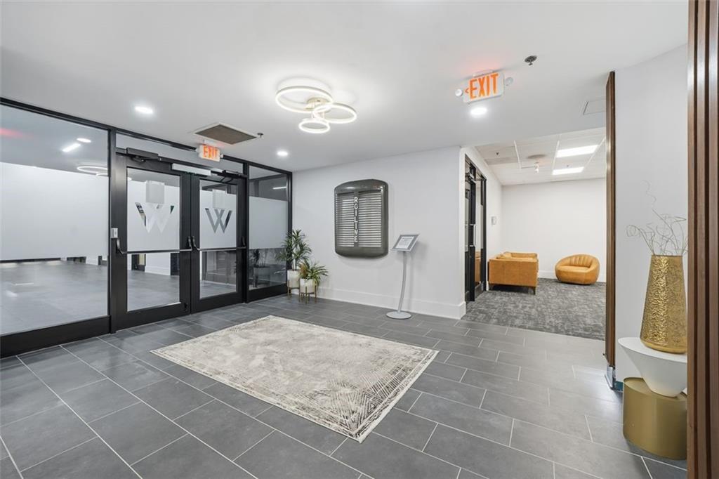 Windsor Over Peachtree - Residential