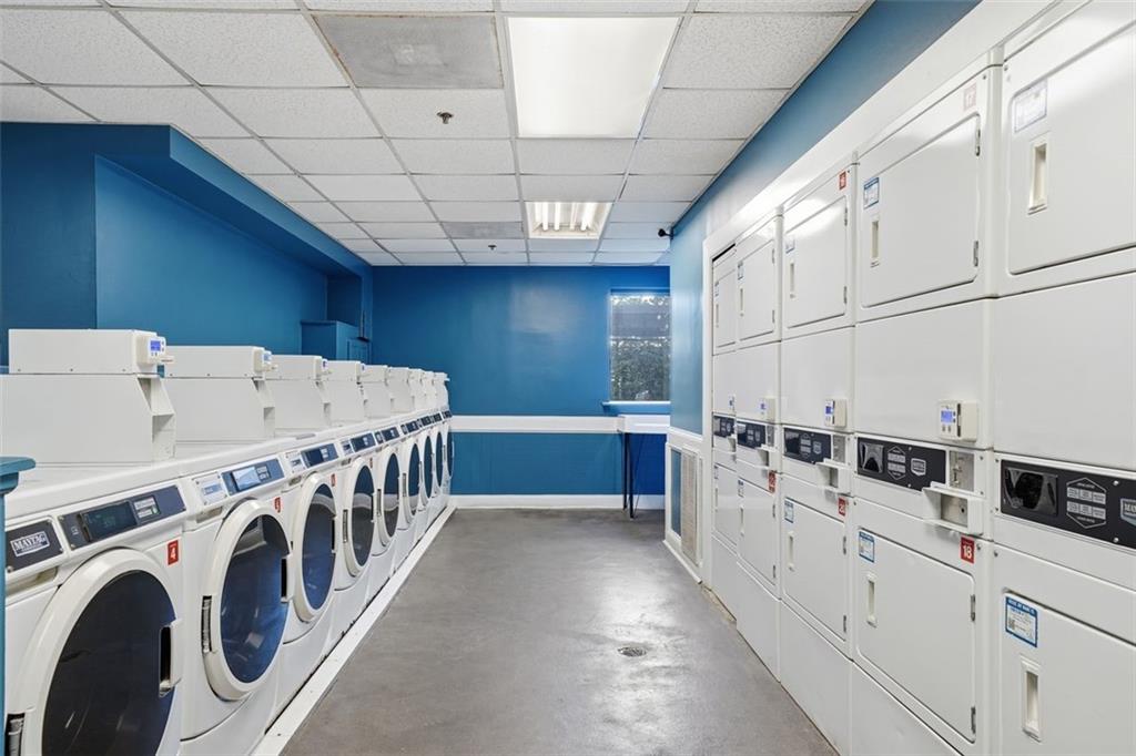 Windsor Over Peachtree - Residential