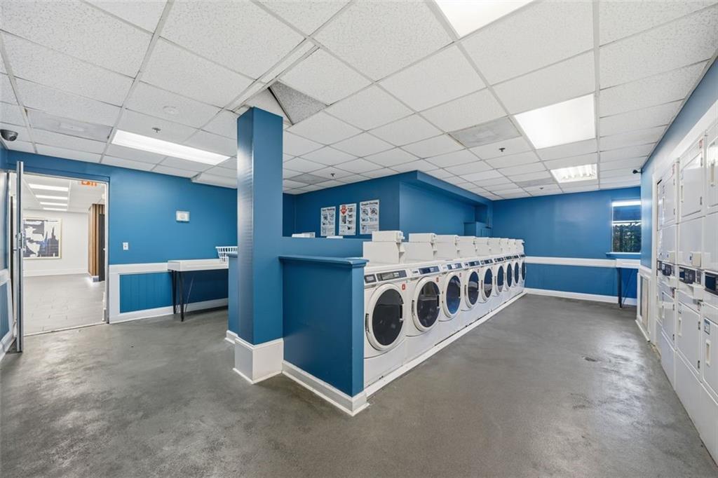 Windsor Over Peachtree - Residential