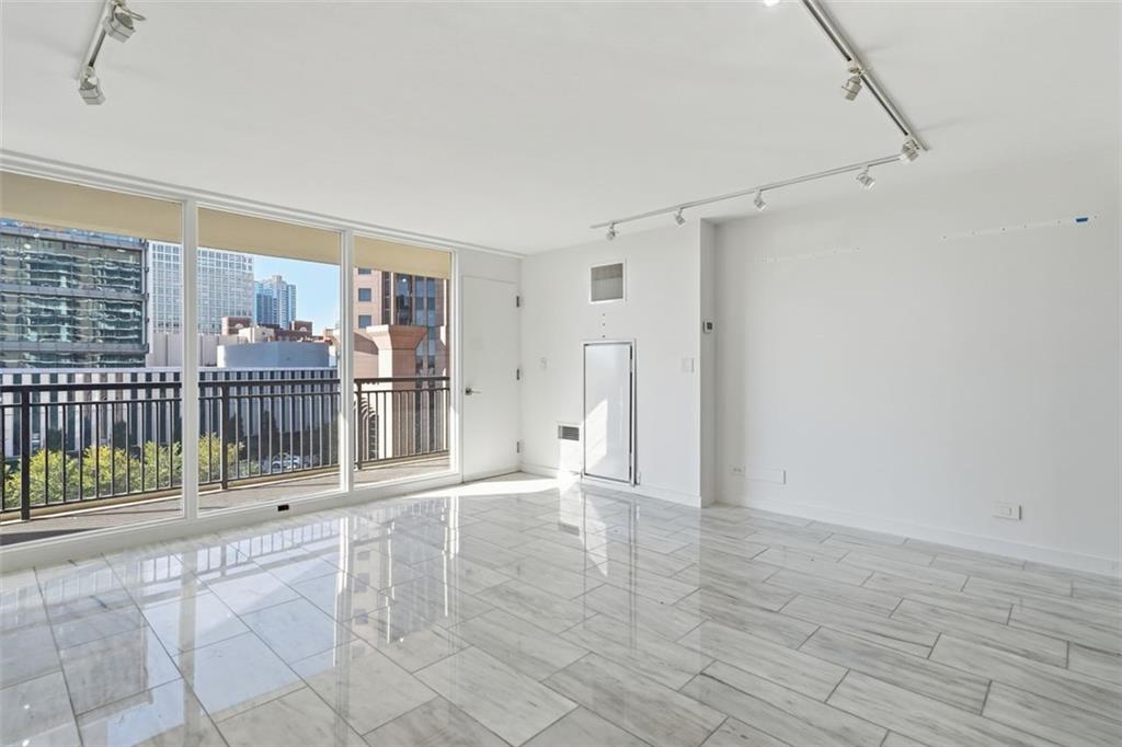 Windsor Over Peachtree - Residential