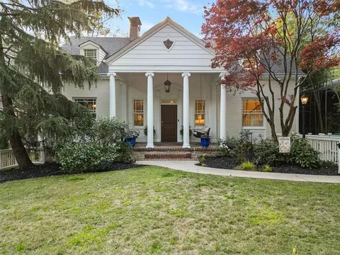 582 Lakeshore Drive NE, Atlanta, GA 30307 - MLS#: 7545611