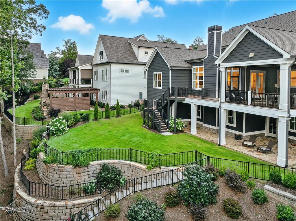9 Fieldstone Court E