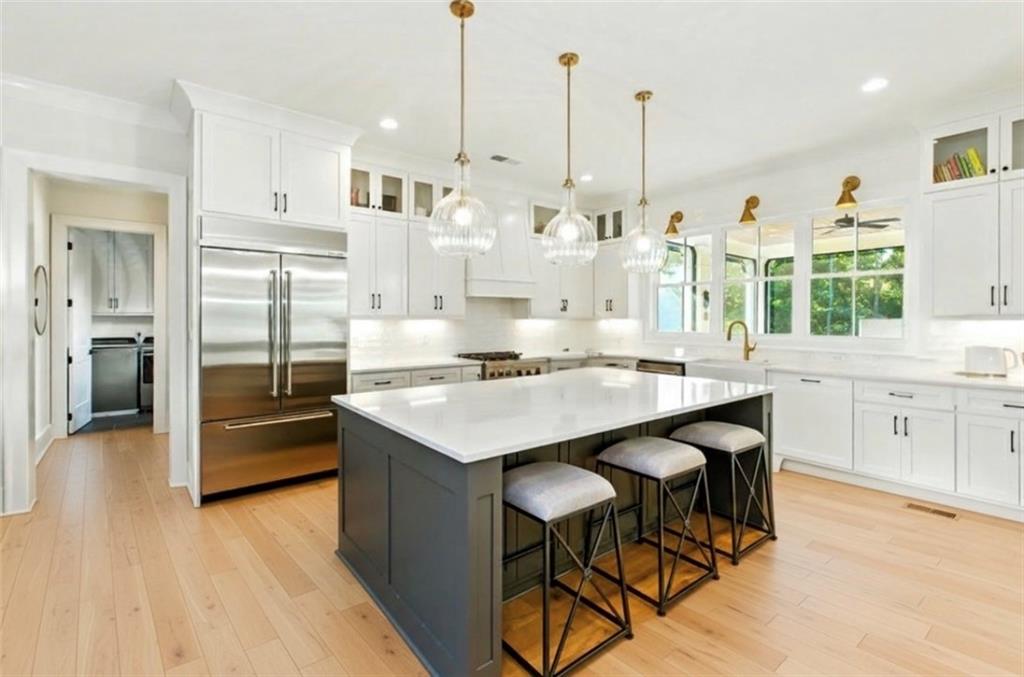 9 Fieldstone Court E