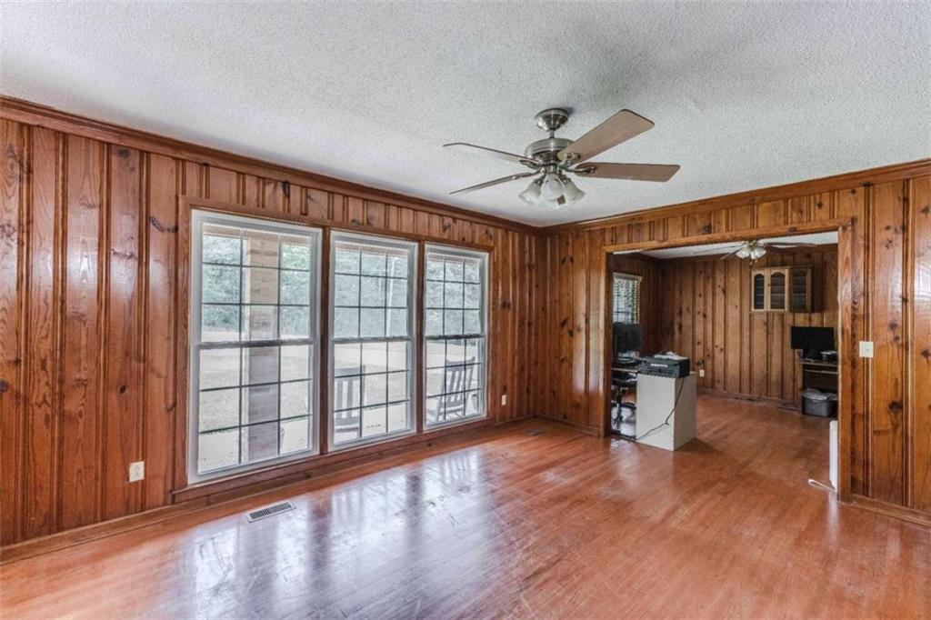 1250 Texas Valley Road