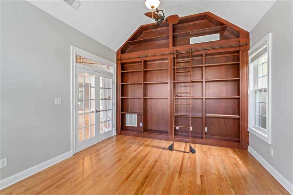 612 Champions Drive, Mcdonough, Georgia image 9