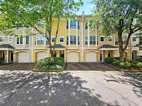 Townhouse For Sale - 375 Highland Avenue #605<br/> Atlanta, GA 30312