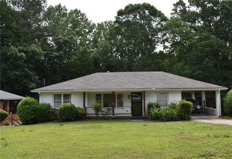 1368 Aniwaka Avenue SW Atlanta GA 30311