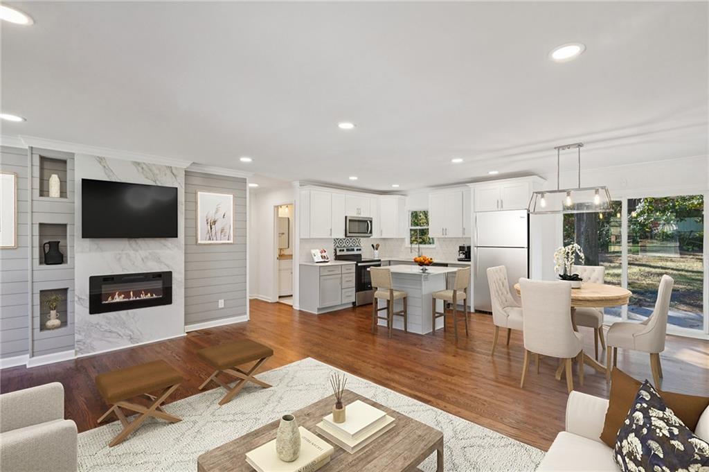 2198 Lower Roswell Road