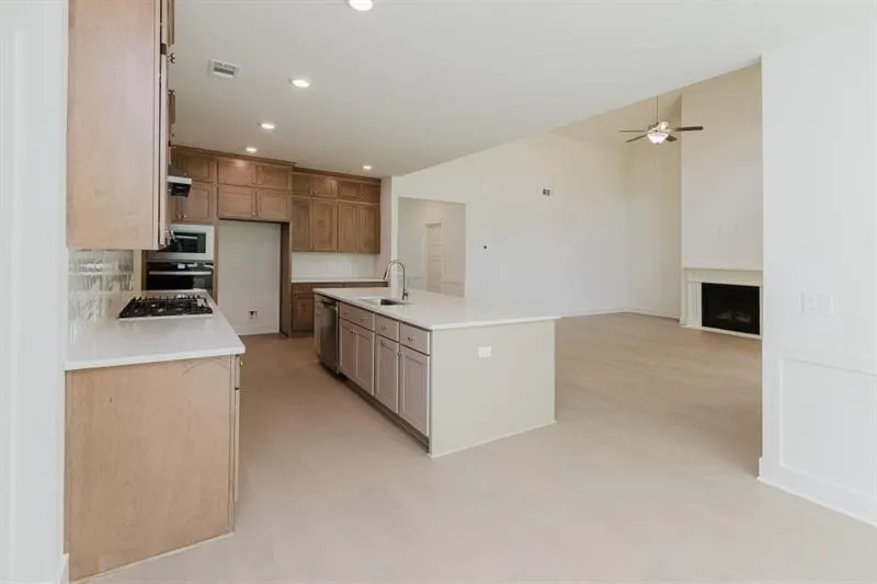 Gainesville, Georgia 30506, United States, 5 Bedrooms Bedrooms, ,5 BathroomsBathrooms,Residential,Active,218325