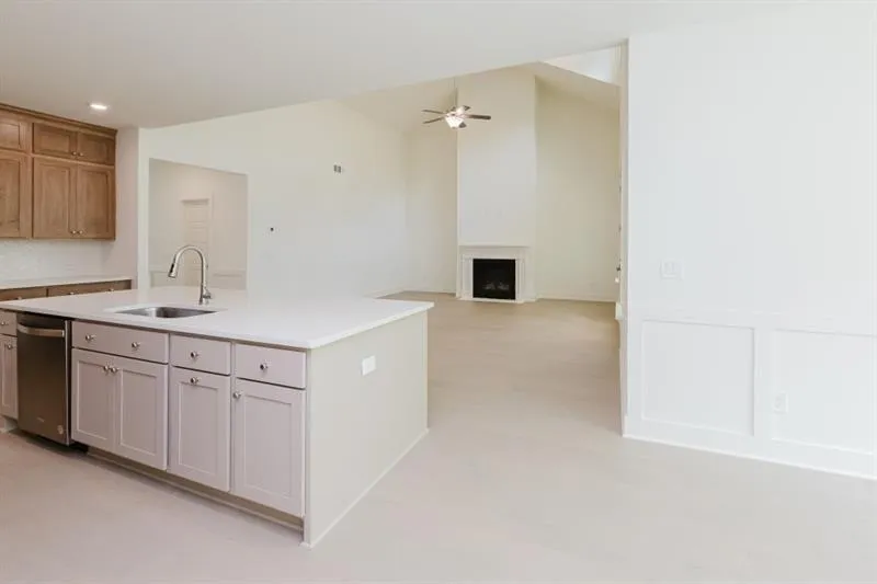 Gainesville, Georgia 30506, United States, 5 Bedrooms Bedrooms, ,5 BathroomsBathrooms,Residential,Active,218325