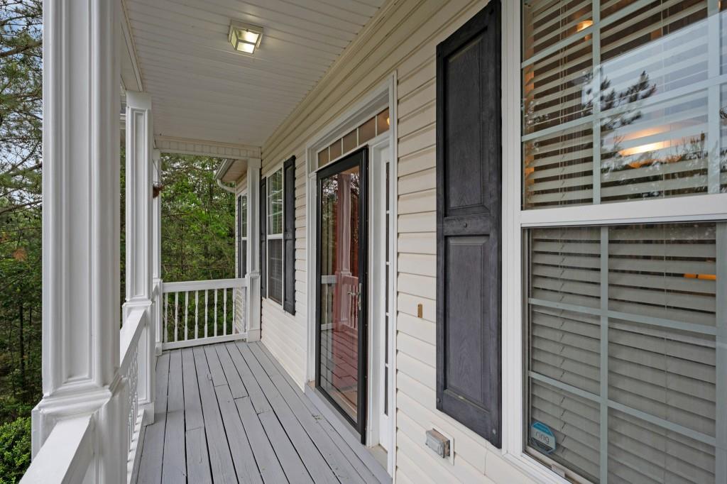 314 Kings Pointe Drive, Calhoun, Georgia image 3