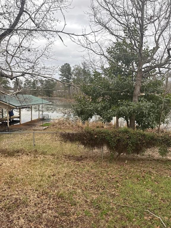 7865 Riverside Acres Drive