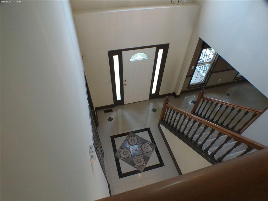 4576 Creek Forestt Trail, Lilburn, Georgia image 2