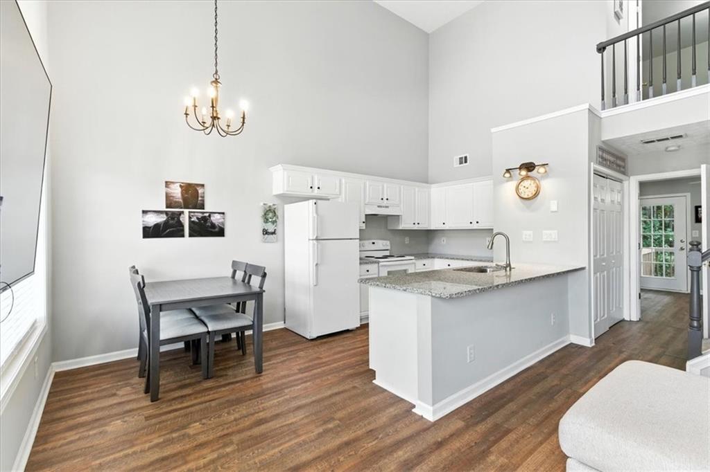 4190 Glen Iris Drive