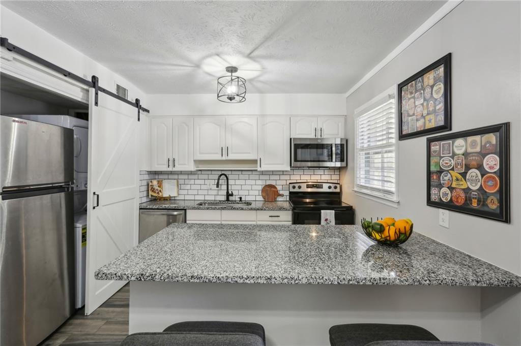 6700 Roswell Road NW 32C