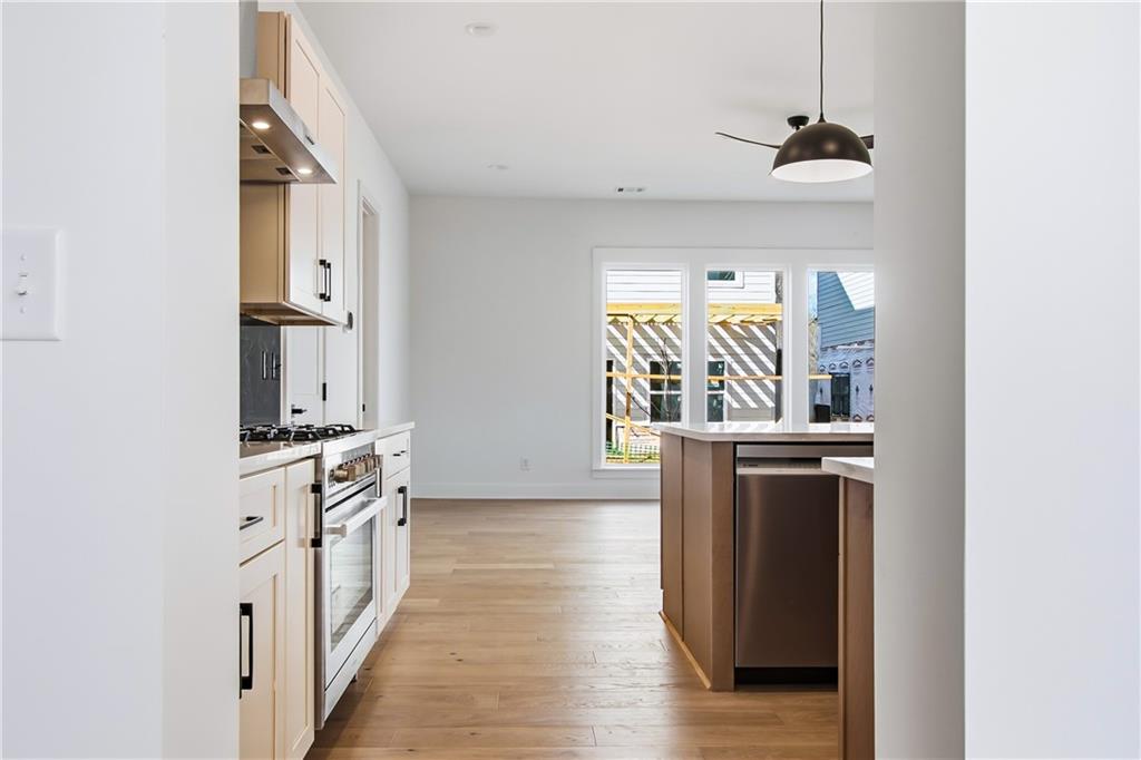 1195 Warfield Street NW