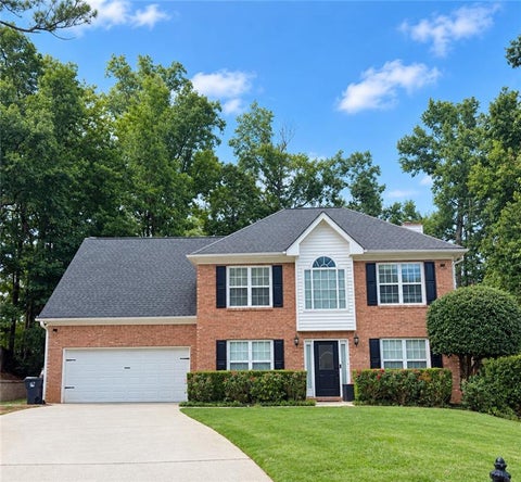 Homes For Sale - 1685 Cheshire Court Northwest Ct<br/> Gwinnett County, Lawrenceville, GA 30043
