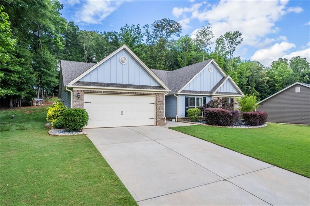 682 Carla Court Court, Winder, Georgia image 1