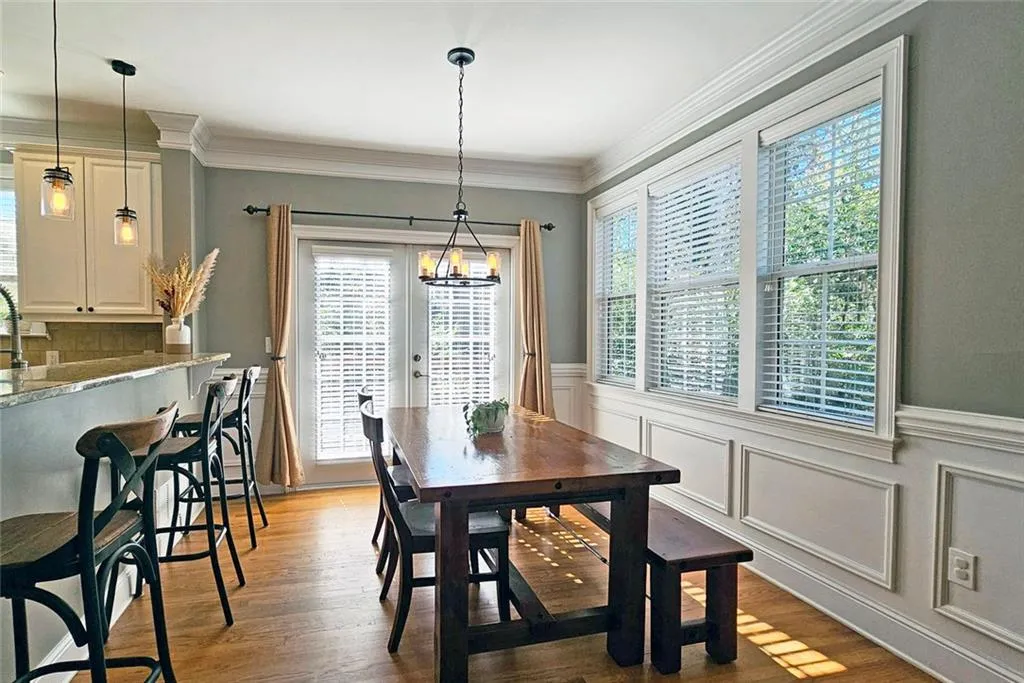 Atlanta, Georgia 30319, United States, 2 Bedrooms Bedrooms, ,3 BathroomsBathrooms,Residential,Active,88094