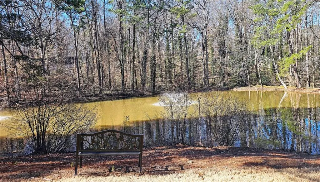 Atlanta, Georgia 30319, United States, 2 Bedrooms Bedrooms, ,3 BathroomsBathrooms,Residential,Active,88094