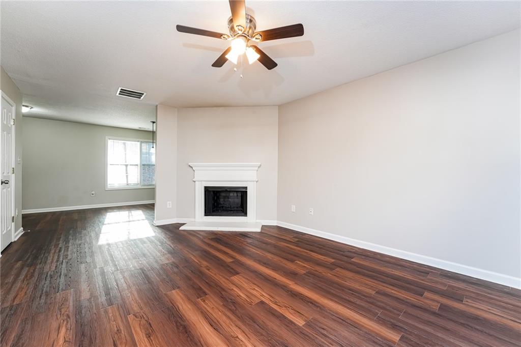 7077 Ravenwood Lane