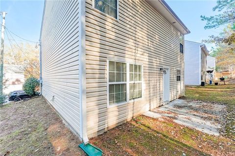 A home in Lithonia