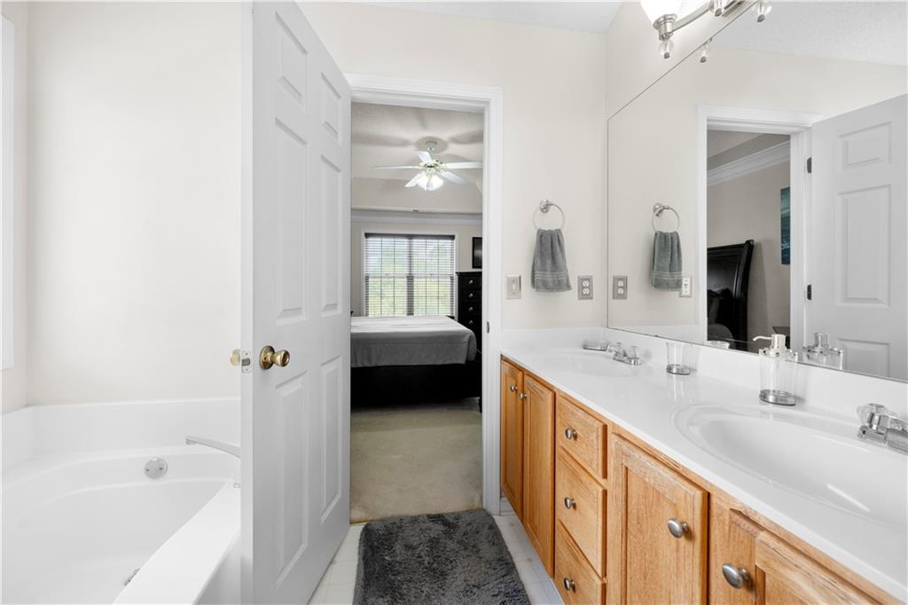 758 Beranda Circle, Douglasville, Georgia image 18
