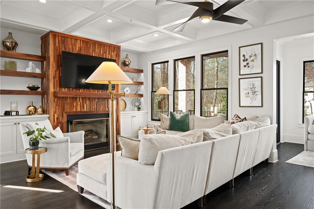 255 Marjean Way, Alpharetta, Georgia image 3