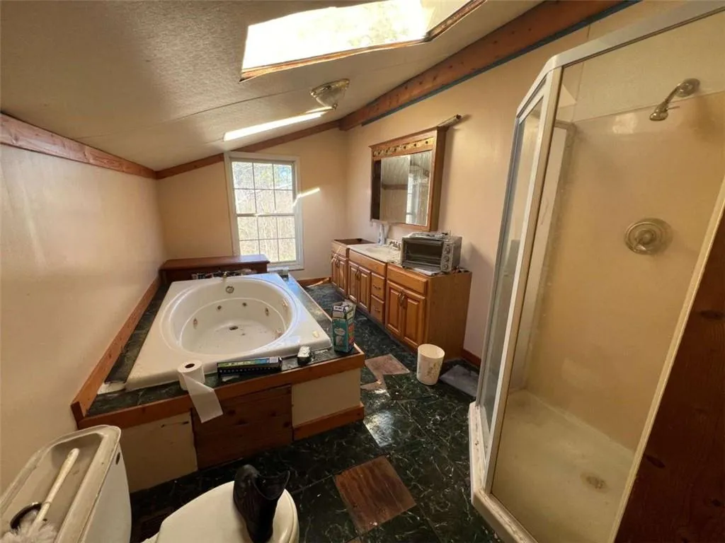 Flowery Branch, Georgia 30542, United States, 3 Bedrooms Bedrooms, ,2 BathroomsBathrooms,Residential,Active,96373