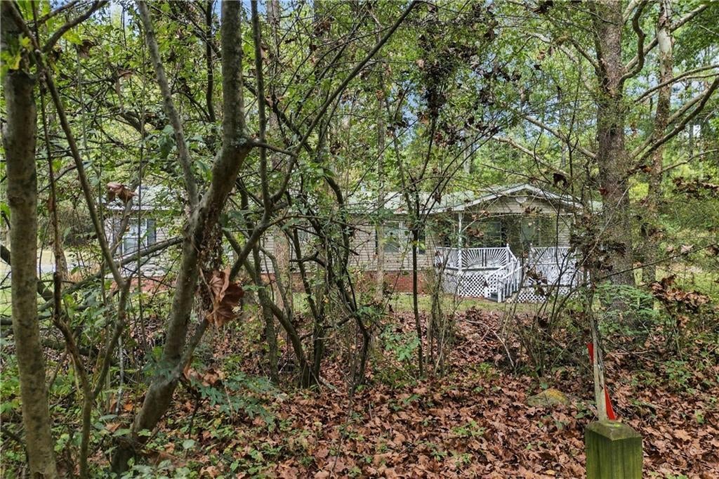 355 Isbell Road SE