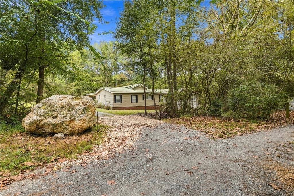 355 Isbell Road SE