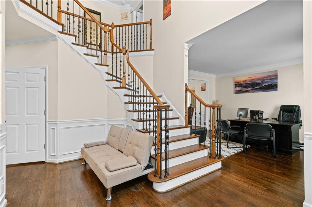 735 Amberton Close, Suwanee, Georgia image 13