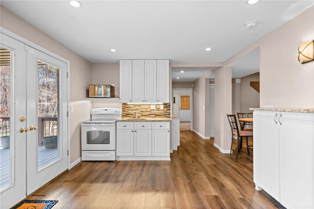 735 Amberton Close, Suwanee, Georgia image 35