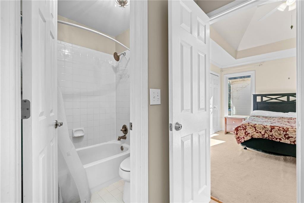 735 Amberton Close, Suwanee, Georgia image 27