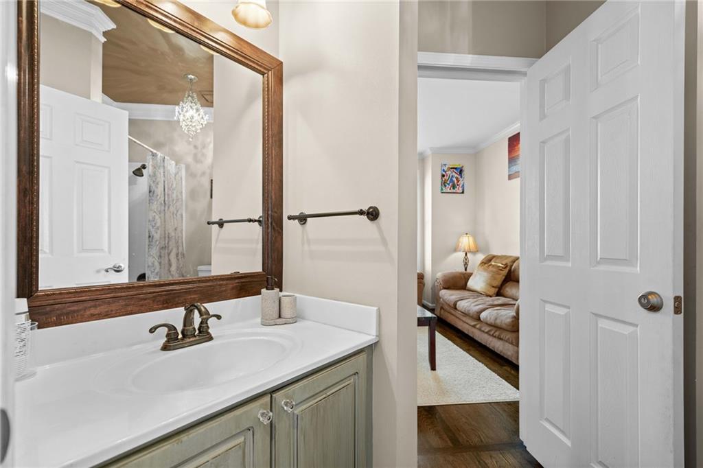 735 Amberton Close, Suwanee, Georgia image 16