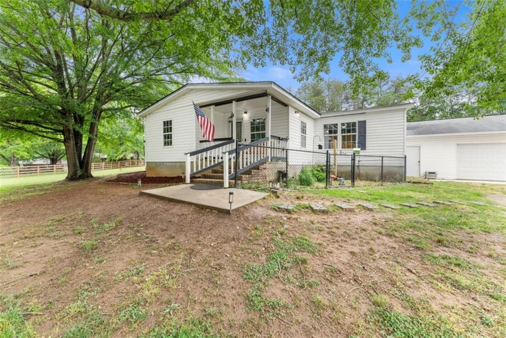 1533 Scenic Drive
