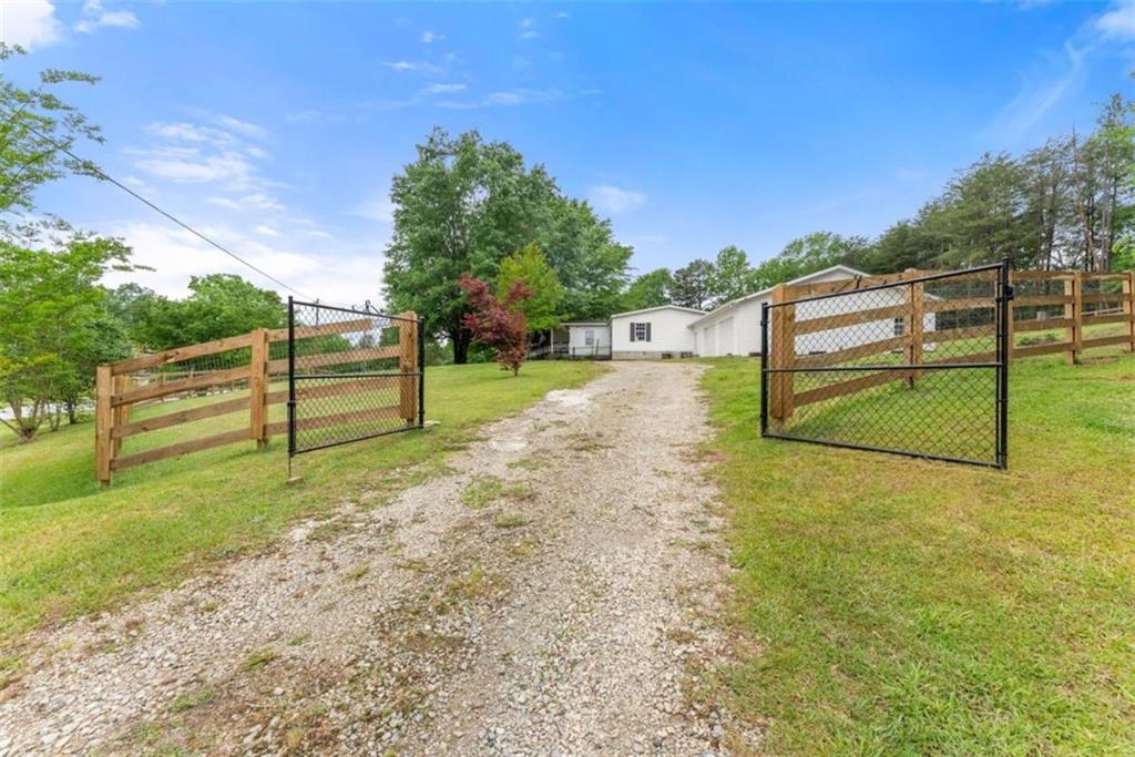 1533 Scenic Drive