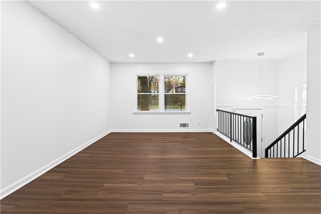 2304 S Hairston Road