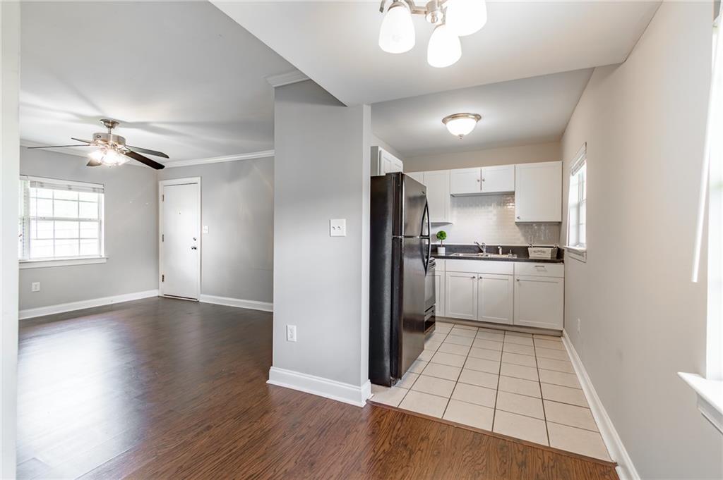 1322 Euclid Avenue NE 205