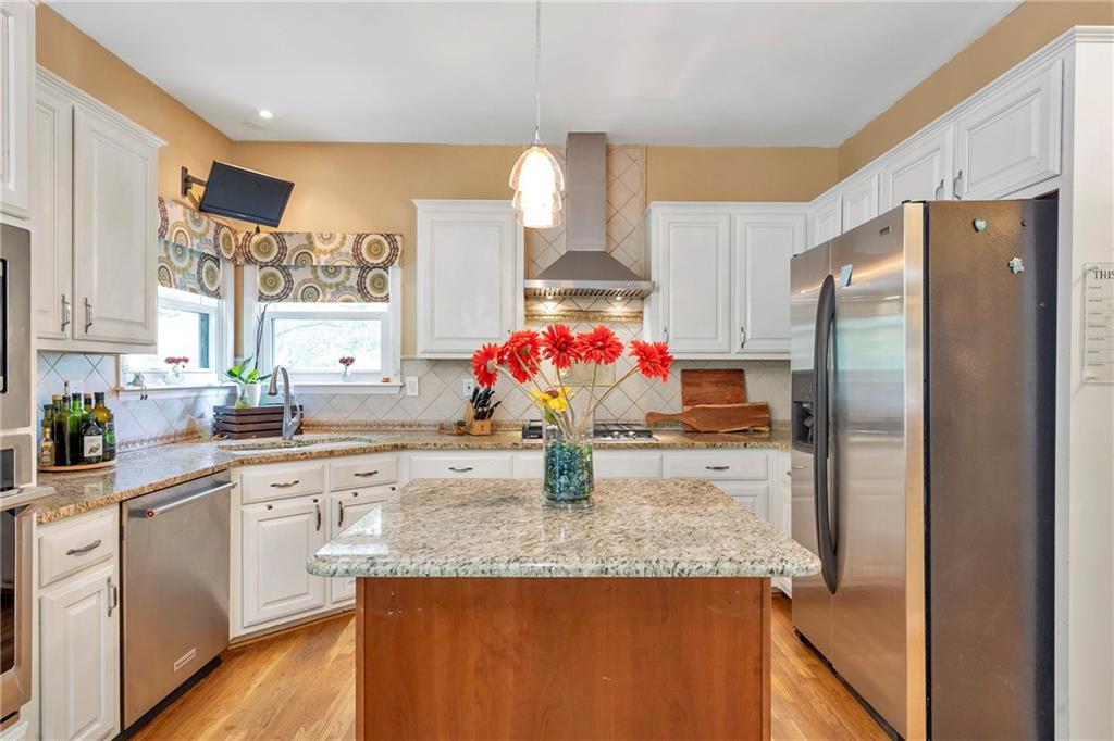 2387 Mahogany Glen Place
