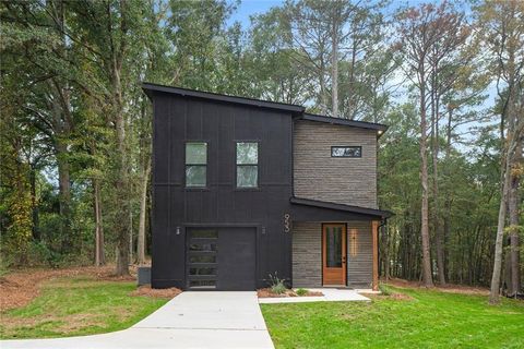 Homes For Sale - 953 Remington Drive<br/> Conyers, GA 30094